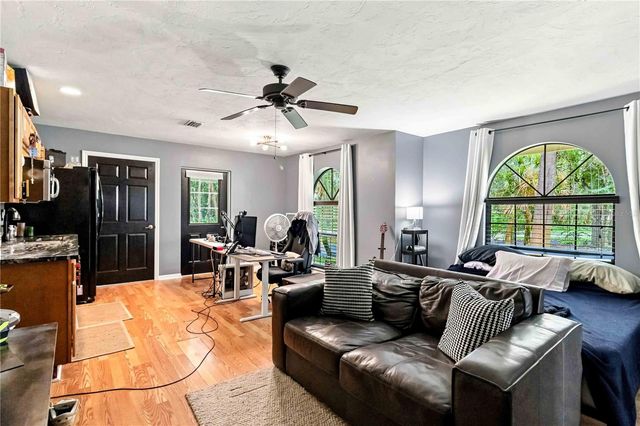 902 DRAKESWOOD COURT, Sarasota, FL 34232
