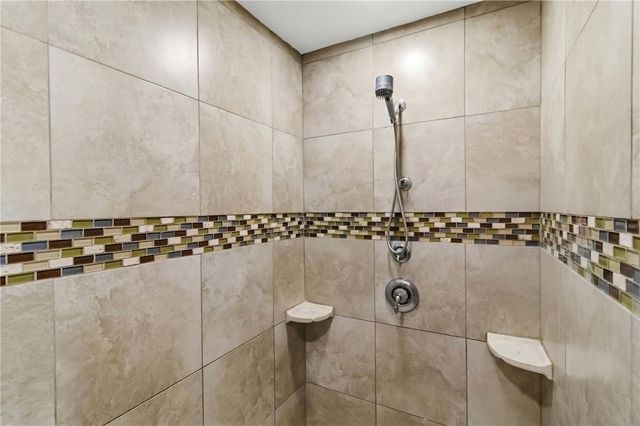 902 DRAKESWOOD COURT, Sarasota, FL 34232