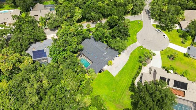 902 DRAKESWOOD COURT, Sarasota, FL 34232