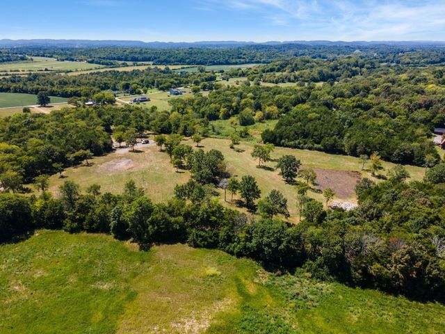 8362 Patterson Rd, College Grove, TN 37046