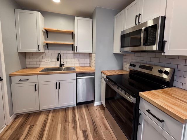 2205 Atwood Terrace, Columbus, OH 43211