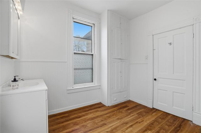 153 Comrie Ave, Braddock, PA 15104