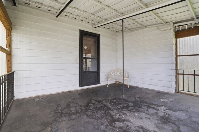 153 Comrie Ave, Braddock, PA 15104