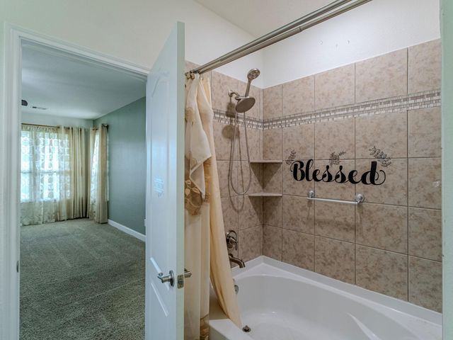 4130 Lake Cypress Circle, Houston, TX 77068