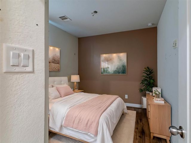 4130 Lake Cypress Circle, Houston, TX 77068