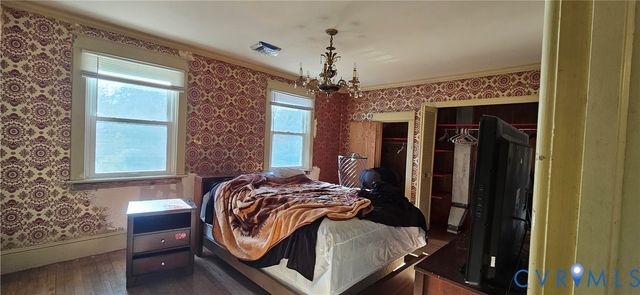 1721 S Sycamore St, Petersburg, VA 23805