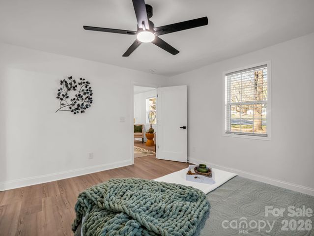 1325 W NC Hwy 150 Highway, Lincolnton, NC 28092