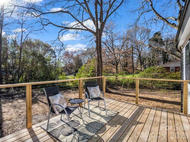 1325 W NC Hwy 150 Highway, Lincolnton, NC 28092