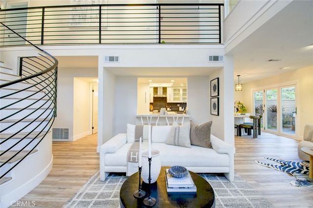 51 La Costa Court, Laguna Beach, CA 92651