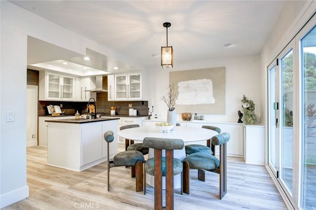 51 La Costa Court, Laguna Beach, CA 92651