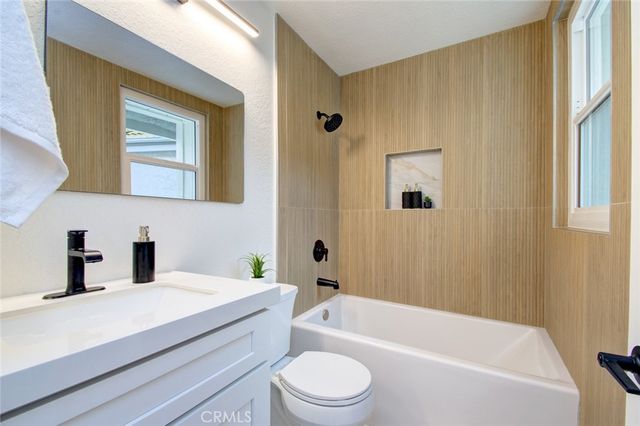 51 La Costa Court, Laguna Beach, CA 92651