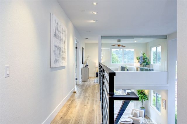 51 La Costa Court, Laguna Beach, CA 92651