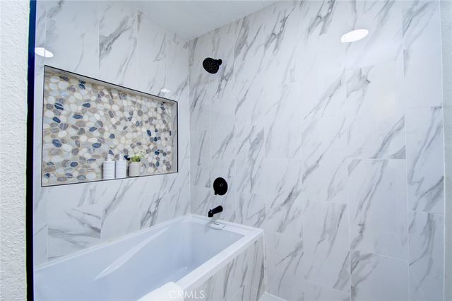 51 La Costa Court, Laguna Beach, CA 92651