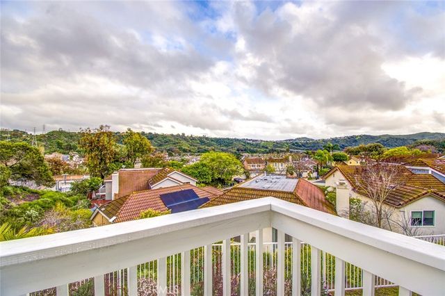 51 La Costa Court, Laguna Beach, CA 92651