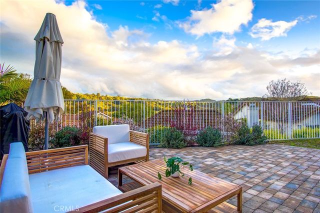 51 La Costa Court, Laguna Beach, CA 92651