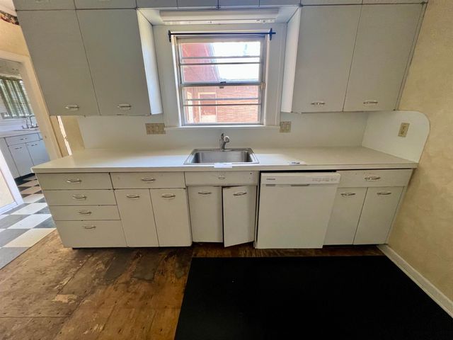 524 E Young, Longview, TX 75602