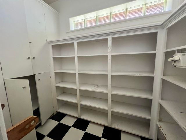 524 E Young, Longview, TX 75602