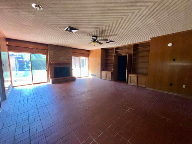 524 E Young, Longview, TX 75602