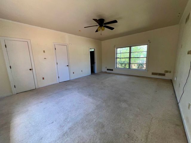 524 E Young, Longview, TX 75602