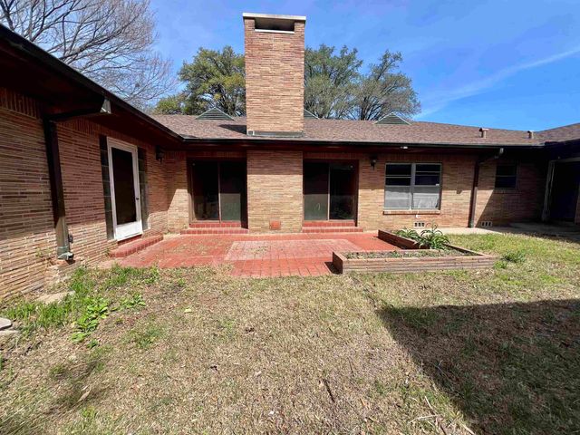 524 E Young, Longview, TX 75602