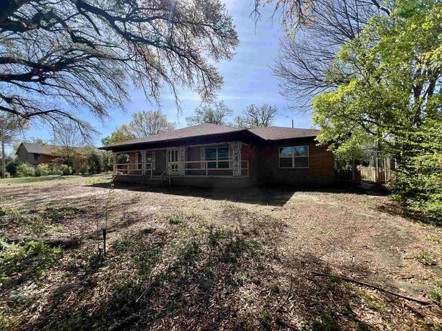 524 E Young, Longview, TX 75602