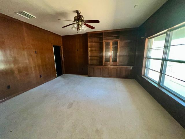 524 E Young, Longview, TX 75602