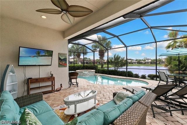 4631 Abaca CIR, Naples, FL 34119