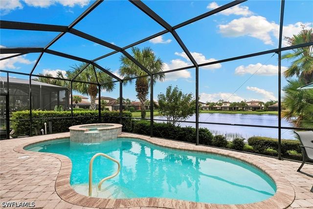 4631 Abaca CIR, Naples, FL 34119
