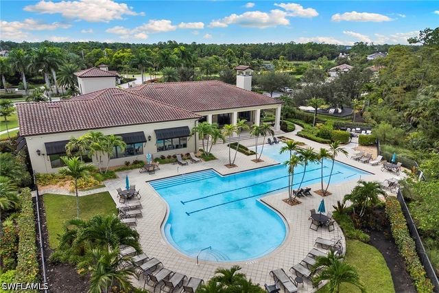 4631 Abaca CIR, Naples, FL 34119
