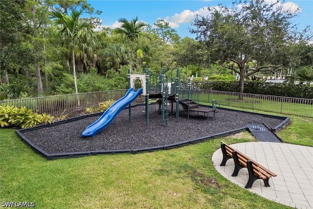 4631 Abaca CIR, Naples, FL 34119