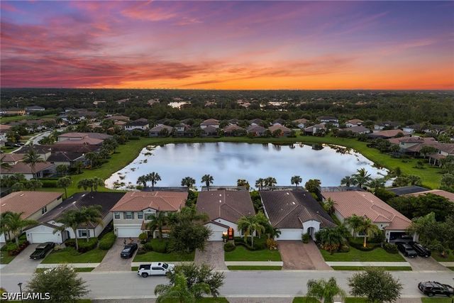 4631 Abaca CIR, Naples, FL 34119