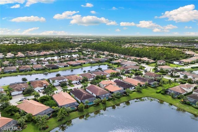 4631 Abaca CIR, Naples, FL 34119