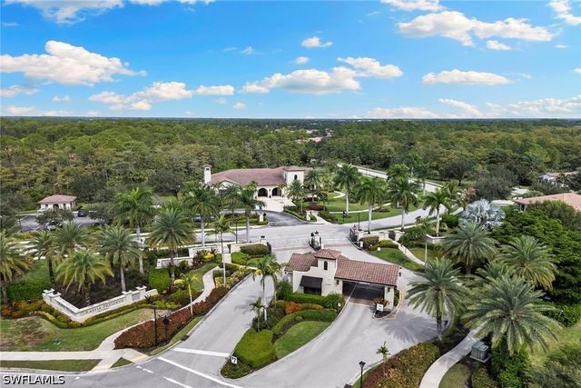 4631 Abaca CIR, Naples, FL 34119