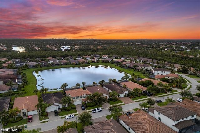4631 Abaca CIR, Naples, FL 34119
