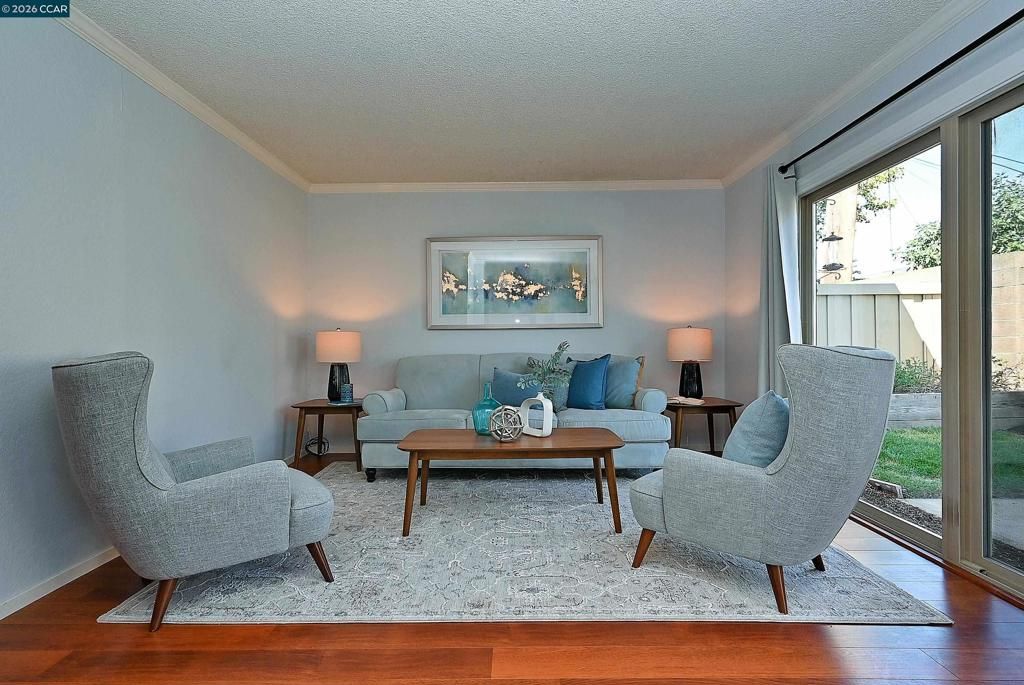 Image 4 of property listing at 4836 Boxer Blvd, Concord, CA 94521