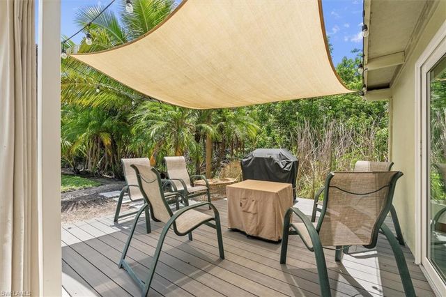 1854 Danford ST, Naples, FL 34112