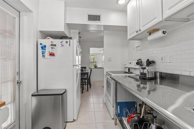 1854 Danford ST, Naples, FL 34112