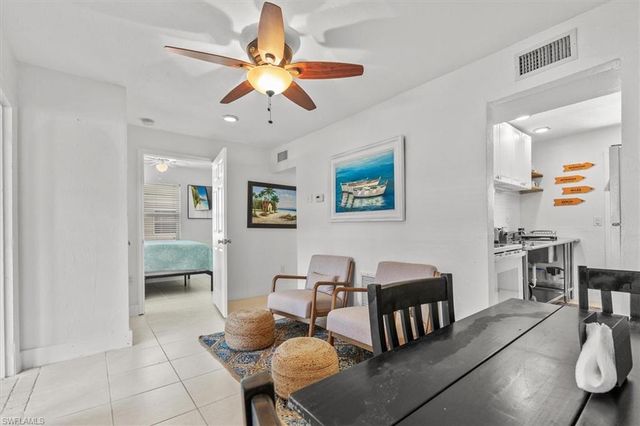 1854 Danford ST, Naples, FL 34112