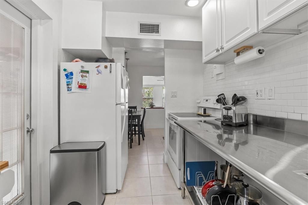 1854 Danford ST, NAPLES, FL 34112 — photo 2