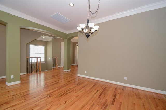101 Drew Street, Houston, TX 77006