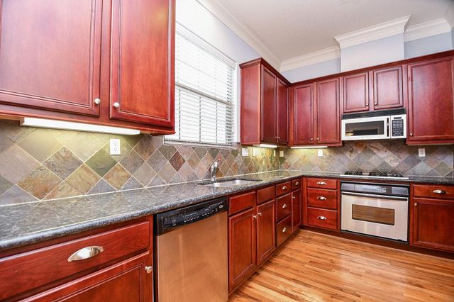 101 Drew Street, Houston, TX 77006