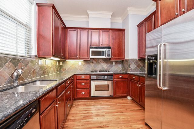 101 Drew Street, Houston, TX 77006
