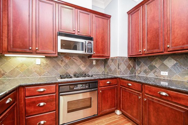 101 Drew Street, Houston, TX 77006