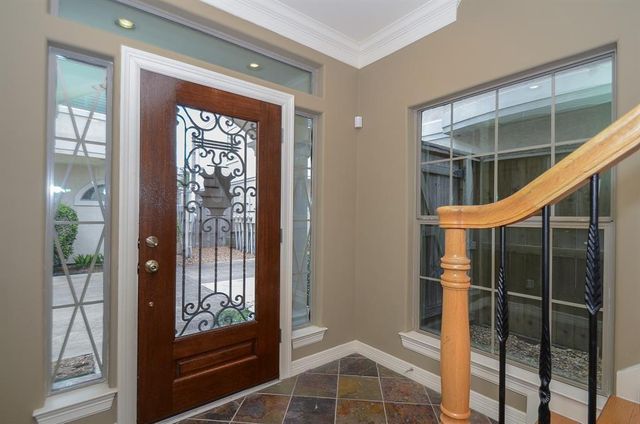 101 Drew Street, Houston, TX 77006