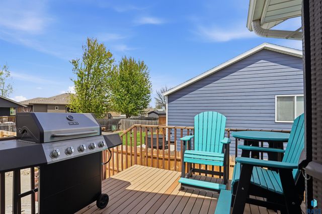 4317 S Wilson Ave Avenue, Sioux Falls, SD 57106