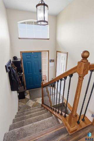4317 S Wilson Ave Avenue, Sioux Falls, SD 57106