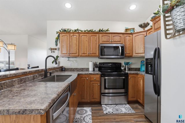 4317 S Wilson Ave Avenue, Sioux Falls, SD 57106