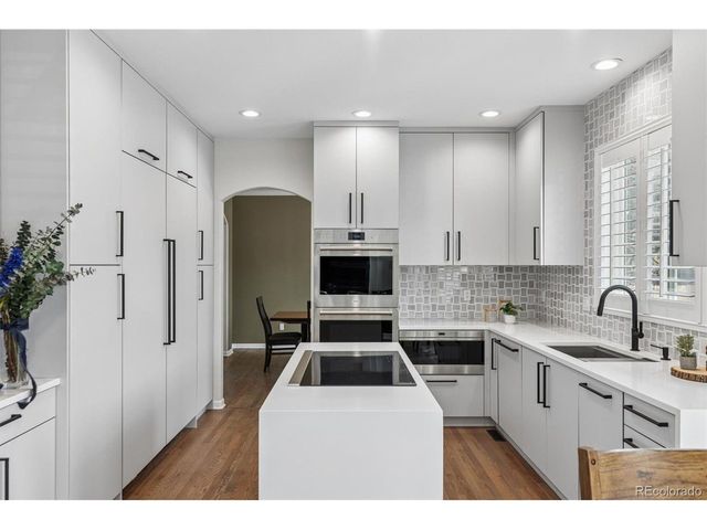 9366 E Asbury Pl, Denver, CO 80231