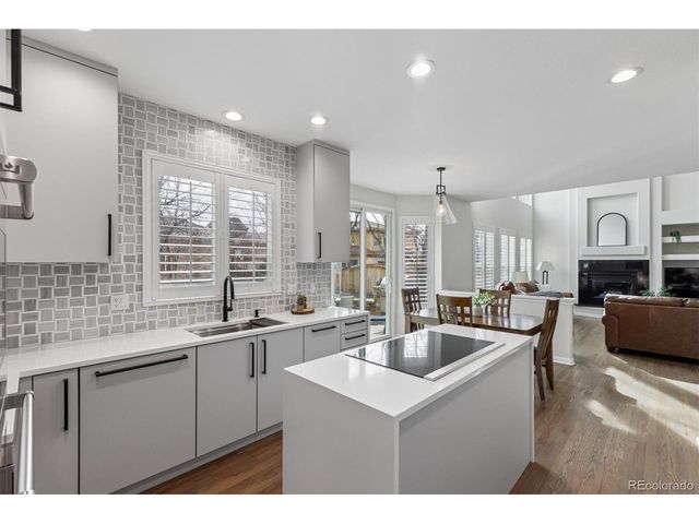 9366 E Asbury Pl, Denver, CO 80231