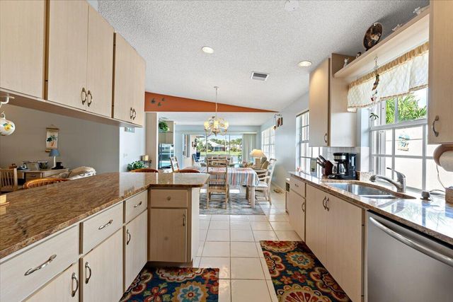 1283 NW Bentley Circle B, Port St. Lucie, FL 34986